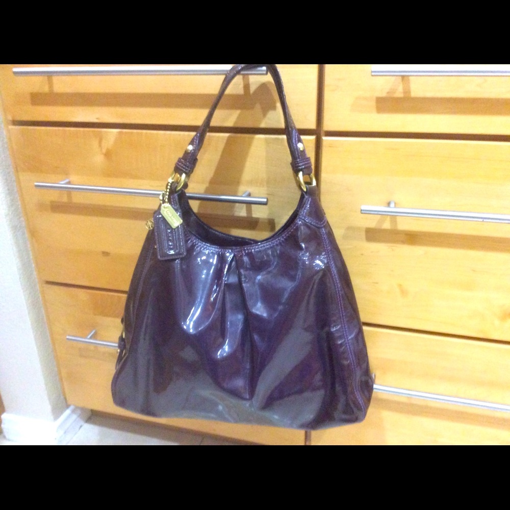 Coach Maggie bag eggplant patent leather